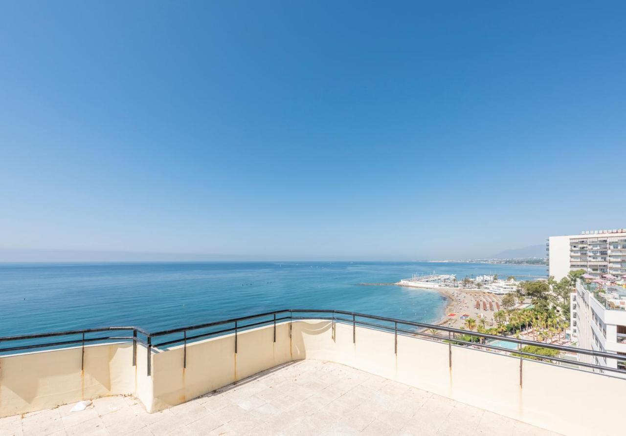Front Line In Apartment Marbella